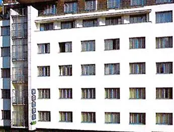 פראג Axa Hotel