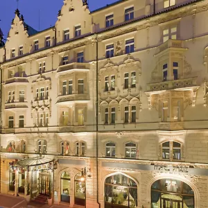 5* מלון Paris