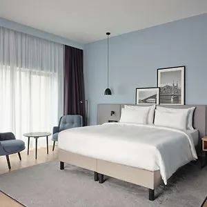 **** Hotell Radisson Budapart Ungern